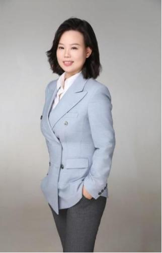 万绍英